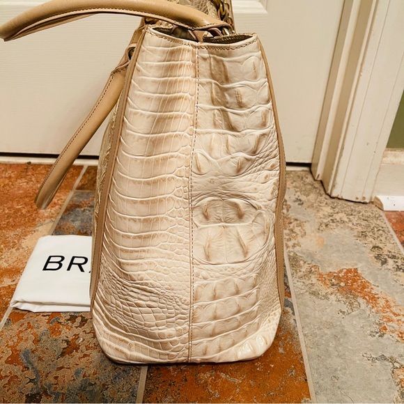 đEXTREMELY RARE! Brahmin Joan Tote Creme Prescott Gold Palms, Leather Handbag - Picture 8 of 16